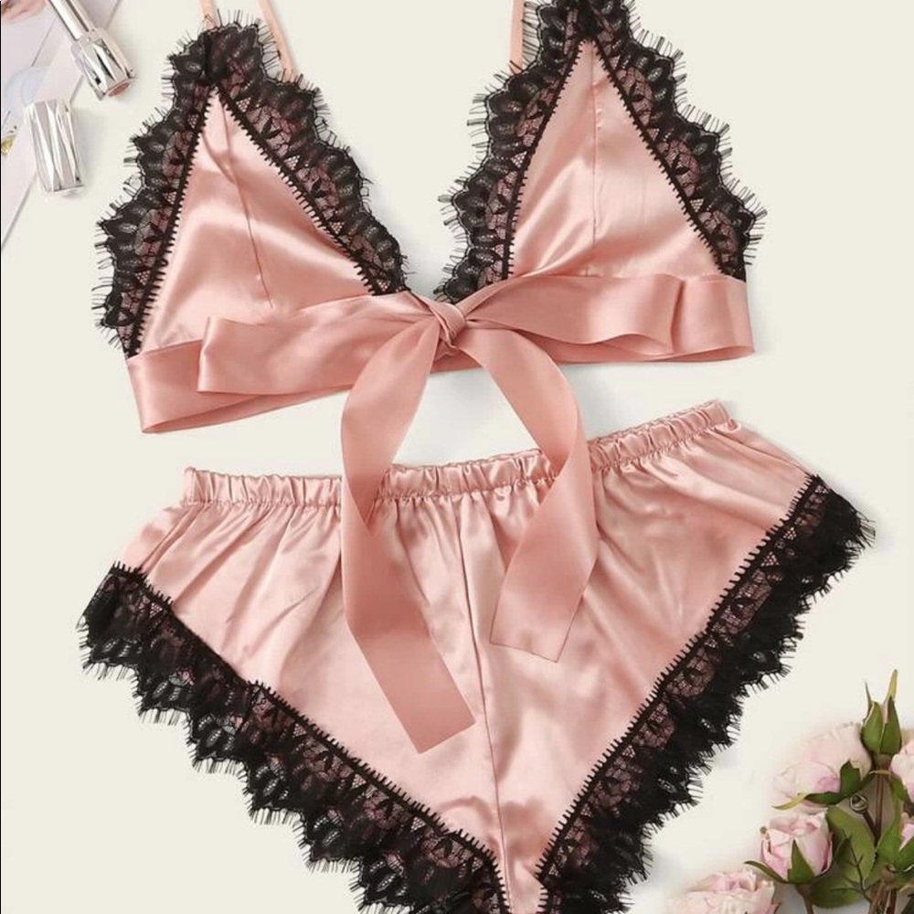 Lingerie set
